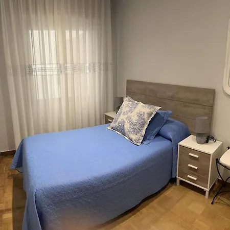 Comodo Y Centrico Apto. En Gijon