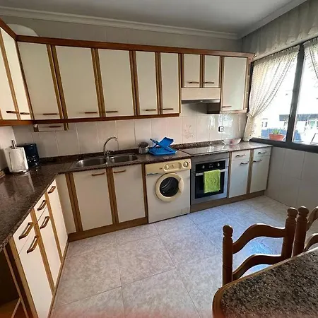 Cómodo Y Céntrico Apto. En Gijón